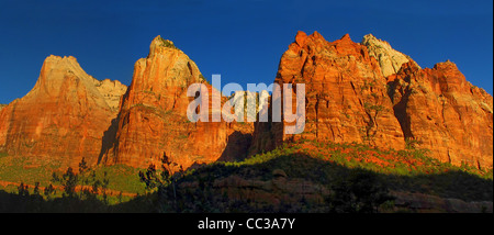 I tre Patriarchi nel Canyon Zion National Park nello Utah sono denominate: Abramo, Isacco e Giacobbe. Foto Stock