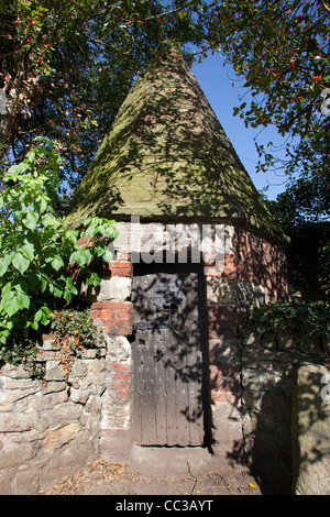 Il cieco o Casa Borgo Vecchio carcere di collegamento meccanico Ticknall Derbyshire Foto Stock