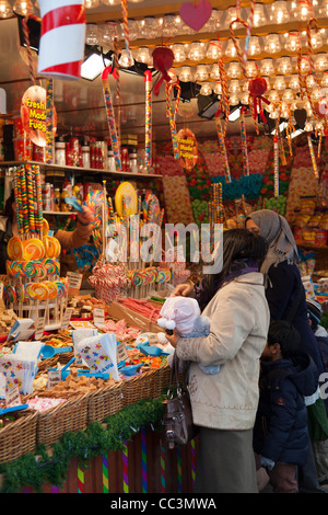 Candy stallo a Winter Wonderland Foto Stock