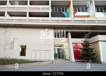 Corbusierhaus Berlin, Germania (Unité d'Habitation, tipo Berlin) costruito per una mostra internazionale (Interbau) nel 1957. Foto Stock