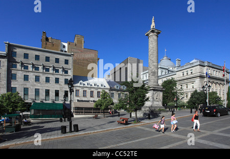 Canada Quebec, Montreal, Place Jacques Cartier, Colonna di Nelson, Foto Stock