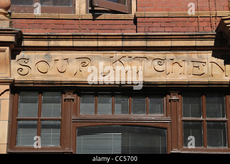 La mensa per i poveri ebrei (1902) in Brune Street, nel quartiere ebraico East End di Londra, Inghilterra. Foto Stock