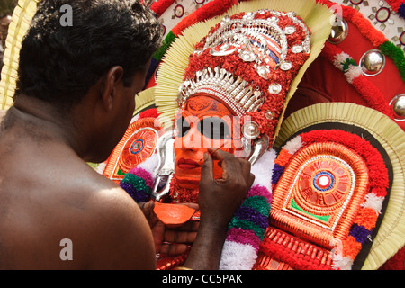 Theyyam-trucco Foto Stock