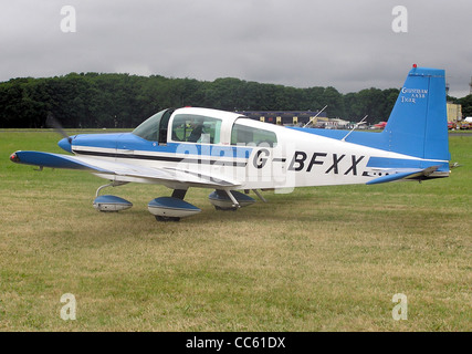 Grumman American Aviation Corporation AA-5B Tiger (UK registrazione G-BFXX, data di build 1978) a Kemble Airfield, Gloucestershi Foto Stock