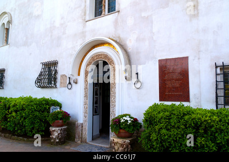 Villa San Michele ingresso a Capri un isola italiana fuori della Penisola Sorrentina, sul lato sud del golfo di Napoli. Foto Stock