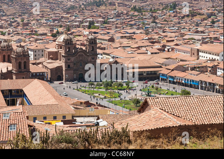 Vista aerea di Cusco e della valle circostante, Cusco, Perù. Foto Stock