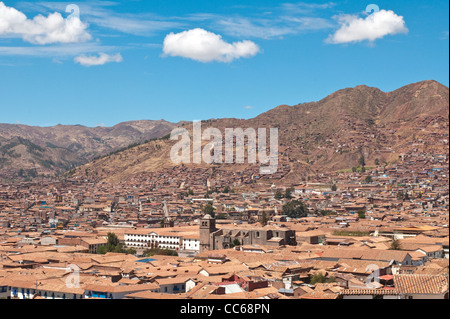 Vista aerea di Cusco e della valle circostante, Cusco, Perù. Foto Stock