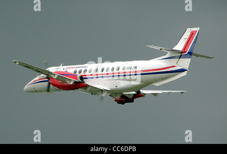 Jetstream 41 dell est Airways decollo dall'aeroporto di Bristol, Bristol, Inghilterra. Foto Stock