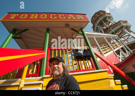 Österreich, Wien II, Prater, Vergnügungspark Wurstelprater, Toboggan. Der Toboggan im Wiener Wurstelprater, Sammy Konkolits Foto Stock