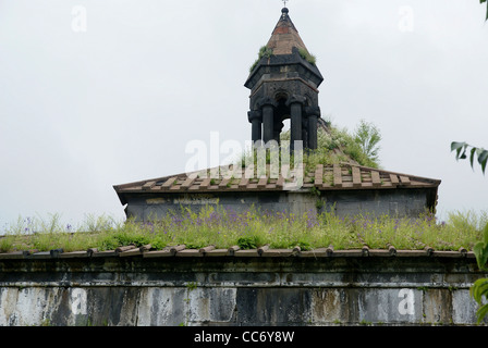 Armenia, Debed valle Monastero di Haghbat belfry un patrimonio mondiale UNESCO sito Foto Stock