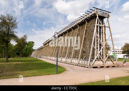 Ex torre di graduazione per la produzione di sale, ora utilizzato per scopi curativi, Bad Koesen, Sassonia-Anhalt, Germania, Europa Foto Stock