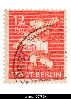 Francobollo: Germania, Stadt Berlin, 1945, 12 pfennig, stampigliato Foto Stock