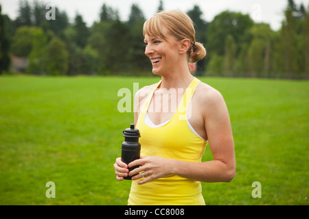 Donna Working-Out, Portland, Multnomah County, Oregon, Stati Uniti d'America Foto Stock