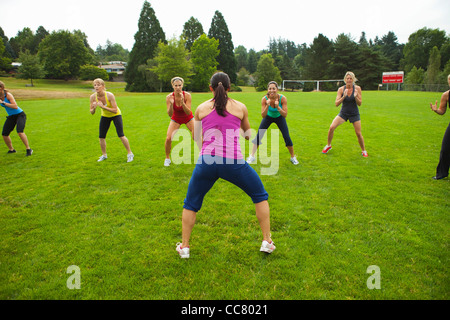 Il gruppo di donne Working-Out, Portland, Multnomah County, Oregon, Stati Uniti d'America Foto Stock