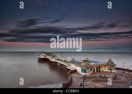 Cromer Pier- Costa North Norfolk su una serata inverni Foto Stock