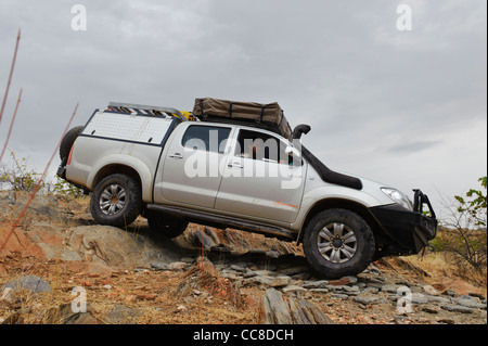 4x4 sulla vettura del 'van Zyl' pass. Kaokoland, Namibia. Foto Stock