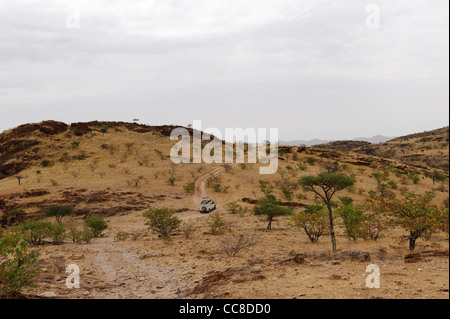 4x4 sulla vettura del van Zyl's pass. Kaokoland, Namibia. Foto Stock