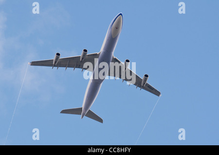 China Airlines Airbus-A340-300X B-18802 volo aereo, Londra Foto Stock