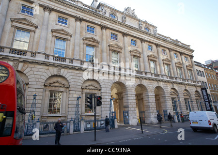 La Somerset House strand ingresso Londra Inghilterra Regno Unito Regno Unito Foto Stock