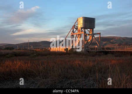 Il Wingo ponte levatoio attraversa Sonoma Creek vicino la città fantasma di Wingo nella California del Nord, a nord di San Francisco. Foto Stock