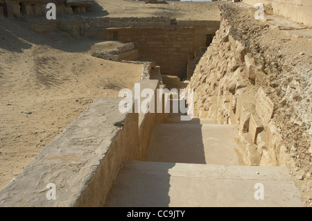 Mastaba di Irukaptah. V dinastia. Antico Regno. Scale di accesso. Saqqara. L'Egitto. Foto Stock