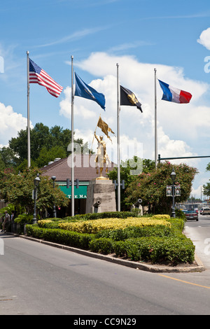 Golden statua in bronzo di Giovanna d'arco nel Quartiere Francese di New Orleans, LA Foto Stock