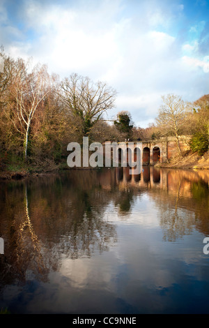 Ponte viadotto Hampstead Heath. Londra, Inghilterra. Foto Stock