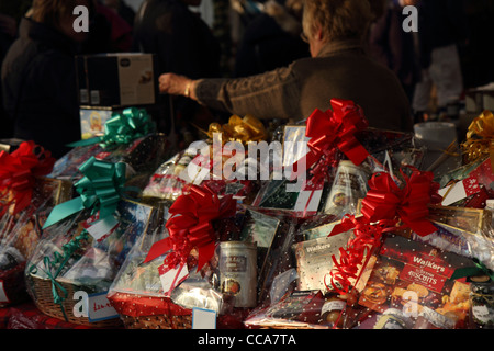 Bancarelle di cibo e bevande a Chatsworth mercatino di Natale Derbyshire Inghilterra Foto Stock