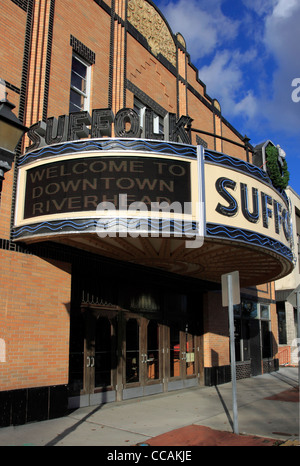 Il Suffolk Theatre su Main Street downtown Riverhead Long Island NY Foto Stock