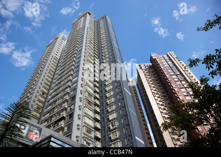 Al centro della scena alta crescita ad alta densità abitativa tower apartment block grattacieli di Hong kong RAS di Hong kong cina asia Foto Stock