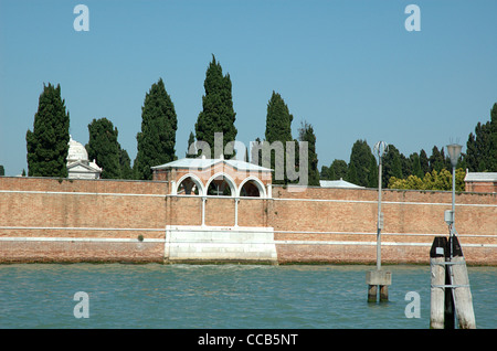 Isola di San Michele, Venezia, visto dalla laguna. Foto Stock