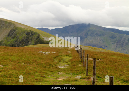 Guardando verso Snowdon da Foel Goch Foto Stock