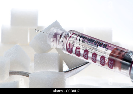 Di insulina in cubetti di zucchero Foto Stock