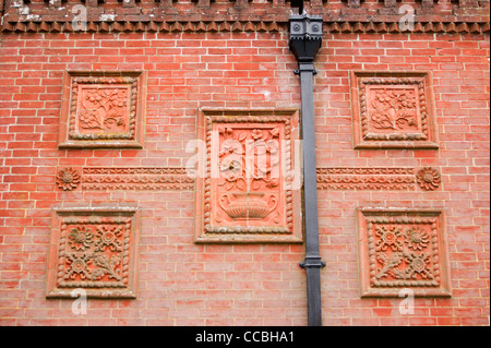 Progettazioni di mattoni, Vittoriano "Massey la follia dell' edificio in mattoni di Thomas Hackett Massey, Rettore di Farringdon, Hampshire, Inghilterra, Foto Stock