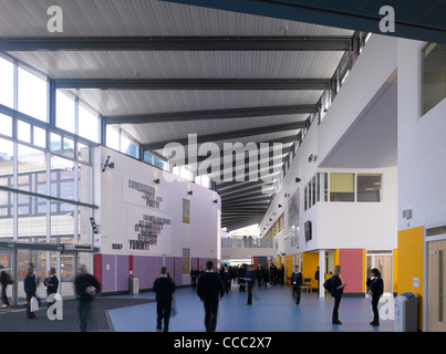 BRISTOL METROPOLITAN ACADEMY, WILKINSON EYRE ARCHITECTS, Bristol, Regno Unito, 2009 Foto Stock