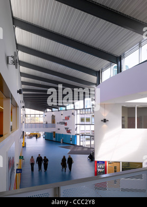 Bristol Metropolitan Academy è una delle quattro nuove scuole progettato e costruito in Bristol sotto la costruzione di scuole per il futuro Foto Stock