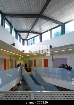 Bristol Metropolitan Academy è una delle quattro nuove scuole progettato e costruito in Bristol sotto la costruzione di scuole per il futuro Foto Stock