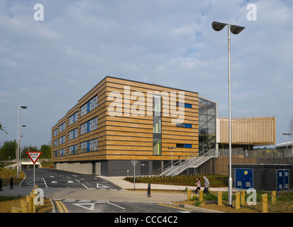 L'icona Centro Innovazione a Daventry, Regno Unito, è un nuovo edificio polifunzionale per le organizzazioni coinvolte nella progettazione sostenibile Foto Stock