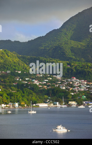 Città di Roseau sull'isola caraibica di Dominica, Isole Sottovento, West Indies Foto Stock