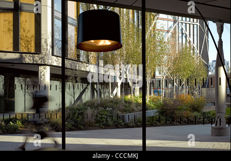 NEO BANKSIDE, ROGERS STIRK HARBOUR E PARTNER 2011-vista dall'interno la reception Foto Stock