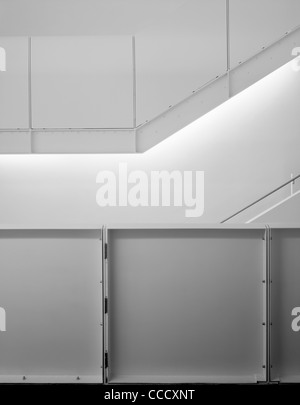 ARNOLFINI GALLERY STAIR imbullonato balaustre in metallo Foto Stock