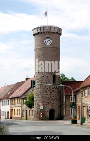 La torre di uccello è parte della città ex fortificazione della cittadina del Dahme in Mark Brandenburg. Foto Stock