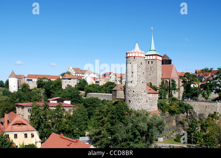 Città vecchia di Bautzen con Palazzo Vecchio arte acqua e San Michele chiesa. Foto Stock