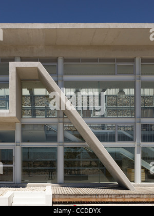 Khayelitsha thusong service center makeka design lab Città del Capo Sud africa esterno in alzato frontale Foto Stock
