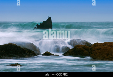 Naufragio nelle acque dell'Oceano Atlantico al largo della costa della Namibia Foto Stock