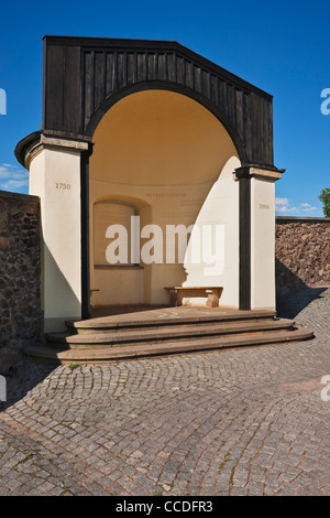 Padiglione della shell in corrispondenza della estremità superiore della casa di Spitz scalinata, Radebeul vicino a Dresda, distretto amministrativo di Meissen, Germania Foto Stock