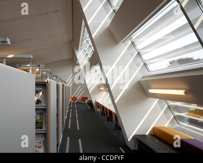 Helmond è una piccola città industriale vicino a Eindhoven. La libreria Il sito si trova a poche centinaia di metri ad ovest del centro storico e mercato Foto Stock