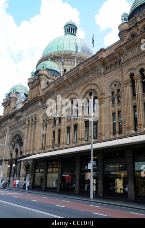 Il Queen Victoria Building è un centro commerciale situato a George Street, Sydney, New South Wales, Australia. Foto Stock