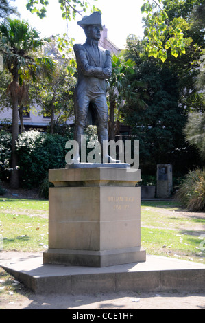 Statua della Royal Navy RN Vice Ammiraglio William Bligh 1754-1817 nella Barney and Bligh Reserve, The Rocks, Sydney Foto Stock