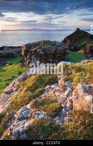 Visualizzare il nord al rum dal punto Callach, vicino a Calgary, Isle of Mull. Foto Stock